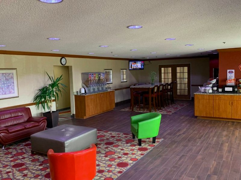 ベイモント バイ ウィンダム エバンズビル ノース/ハウブスタット (Baymont by Wyndham Evansville North/Haubstadt)の写真