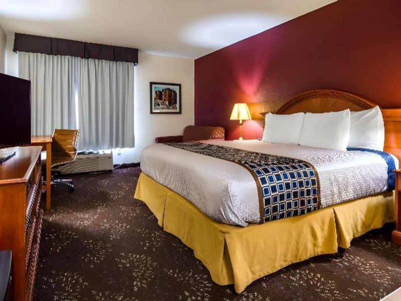 Clarion Pointe Evansville Northの写真