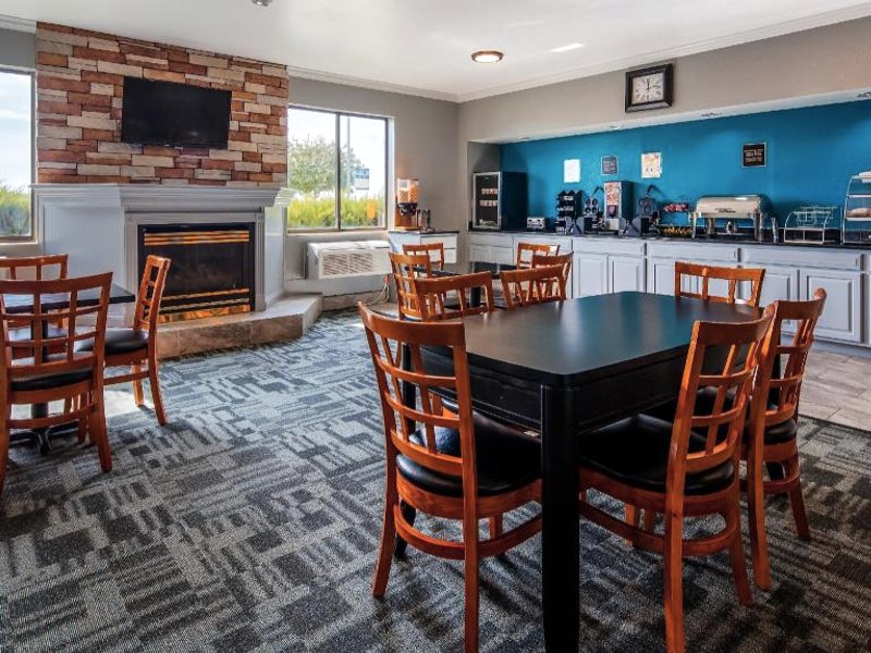 Clarion Pointe Evansville Northの写真