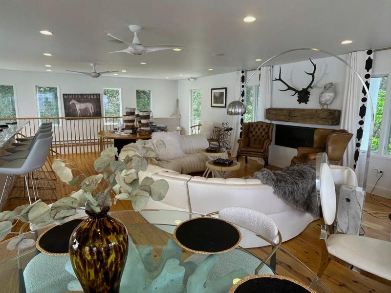 FIRE MOUNTAIN INN, CABINS & TREEHOUSES - BED AND BREAKFASTの写真