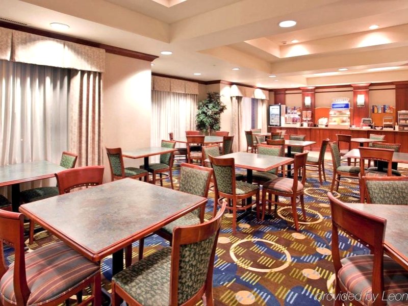 Holiday Inn Express Independence - Kansas City By IHGの写真