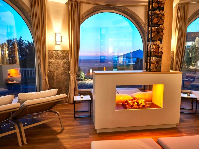 シュタイゲンベルガー グランドホテル ピータースバーグ (Steigenberger Grandhotel Petersberg)の写真