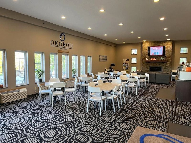 Okoboji Inn & Suitesの写真