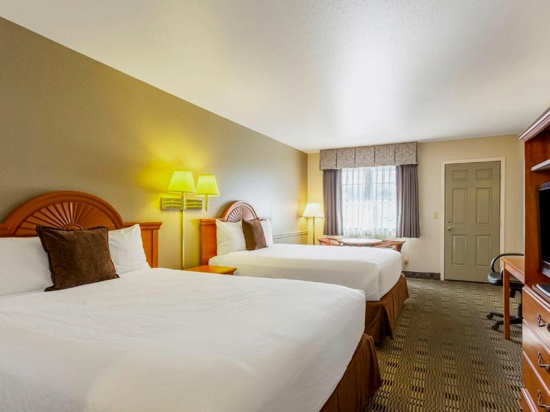 アメリカズ ベスト バリュー イン バーンズ (Americas Best Value Inn Burns)の写真