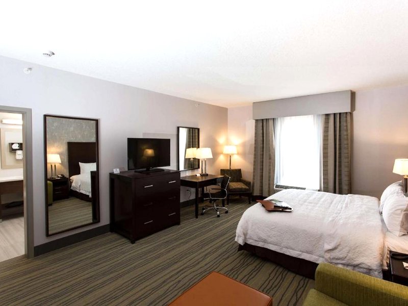 Hampton Inn by Hilton Lloydminsterの写真