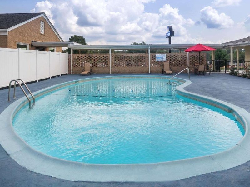 デイズ イン バイ ウィンダム リンカーントン (Days Inn by Wyndham Lincolnton)の写真