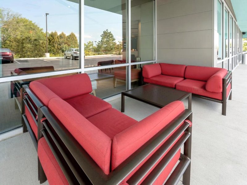 Avid Hotels Milwaukee West Waukesha By IHGの写真