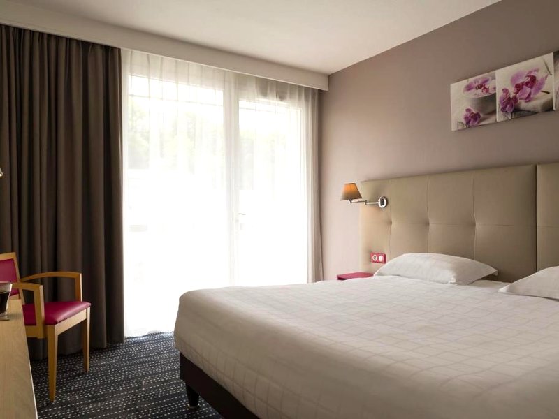BRIT HOTEL Confort Le Limouzi TULLEの写真