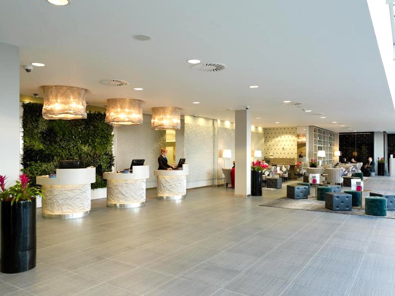 ラディソン ブル ホテル イースト ミッドランズ エアポート (Radisson Blu Hotel East Midlands Airport)の写真
