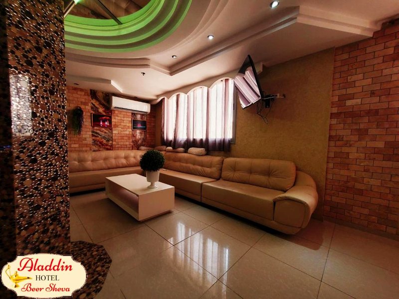 Aladdin Hotel Beer Shevaの写真