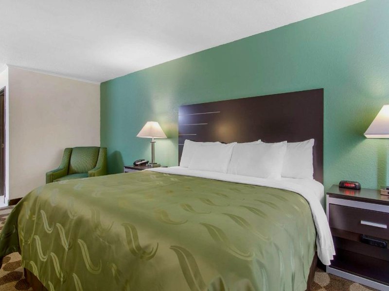 クオリティ イン (Quality Inn)の写真