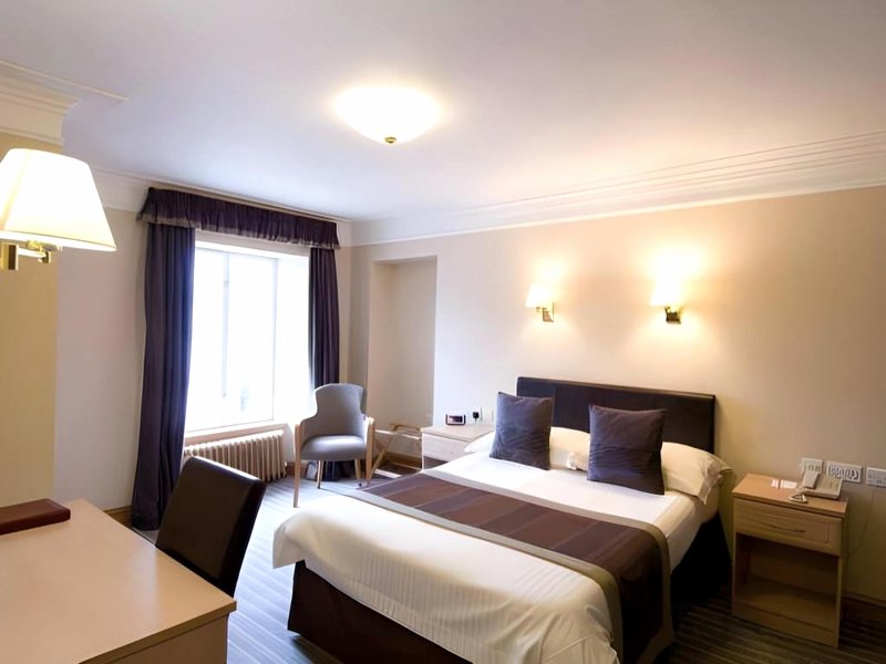 Burnett Arms Hotelの写真