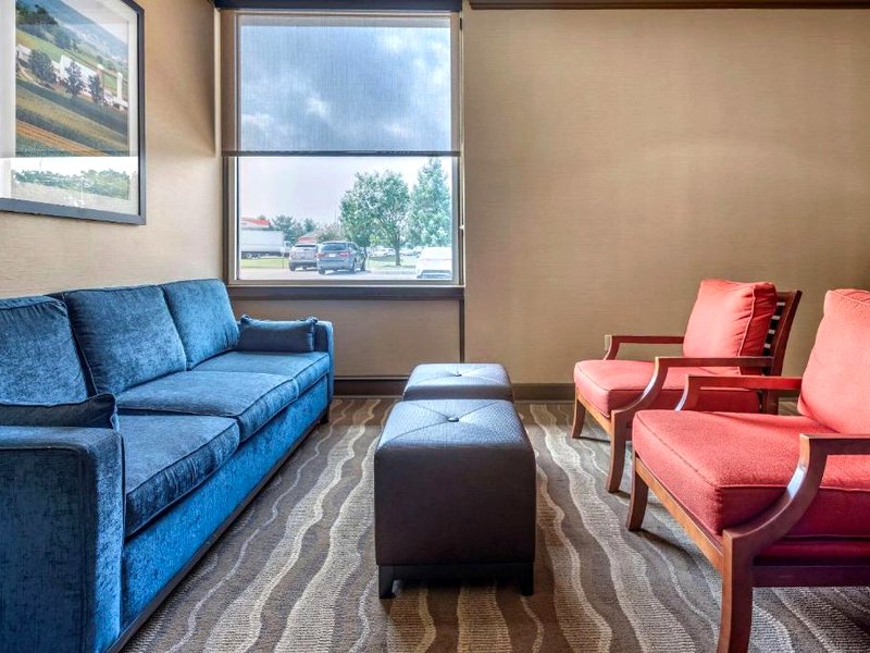 Comfort Inn Lancaster County Northの写真