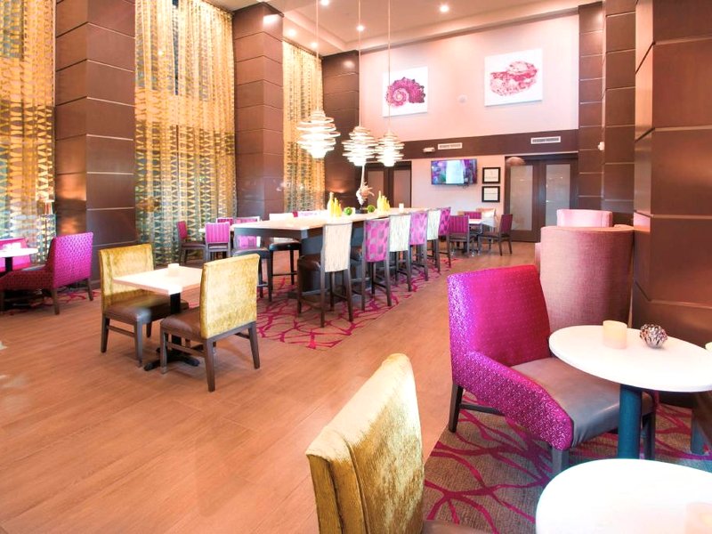 Hampton Inn & Suites La Porteの写真
