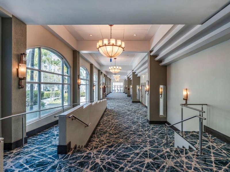エンバシー スイーツ バイ ヒルトン ドラド デル マール ビーチ リゾート (Embassy Suites by Hilton Dorado del Mar Beach Resort)の写真