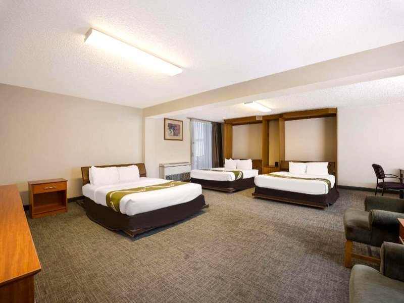 クオリティ イン アンド スイーツ キャノン シティ (Quality Inn & Suites Canon City)の写真