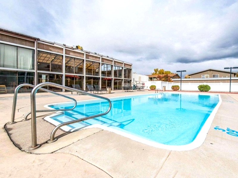 クオリティ イン アンド スイーツ キャノン シティ (Quality Inn & Suites Canon City)の写真