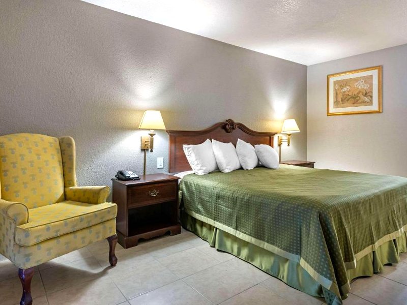ロードウェイ イン (Rodeway Inn)の写真