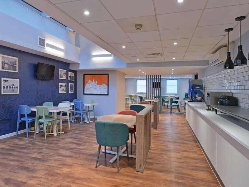 トラベロッジ メイデンヘッド セントラル (Travelodge Maidenhead Central)の写真