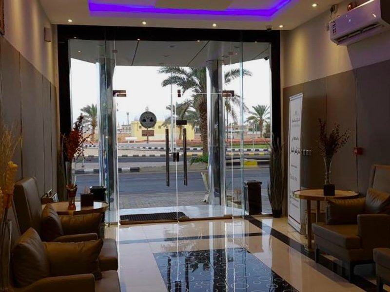 Qasr Alshamal Hotelの写真