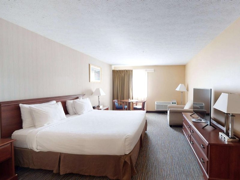 Ramada by Wyndham Strasburg/Shenandoah Valleyの写真