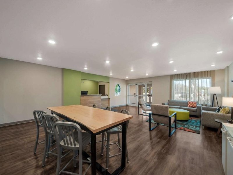 WoodSpring Suites Wesley Chapel-Tampaの写真