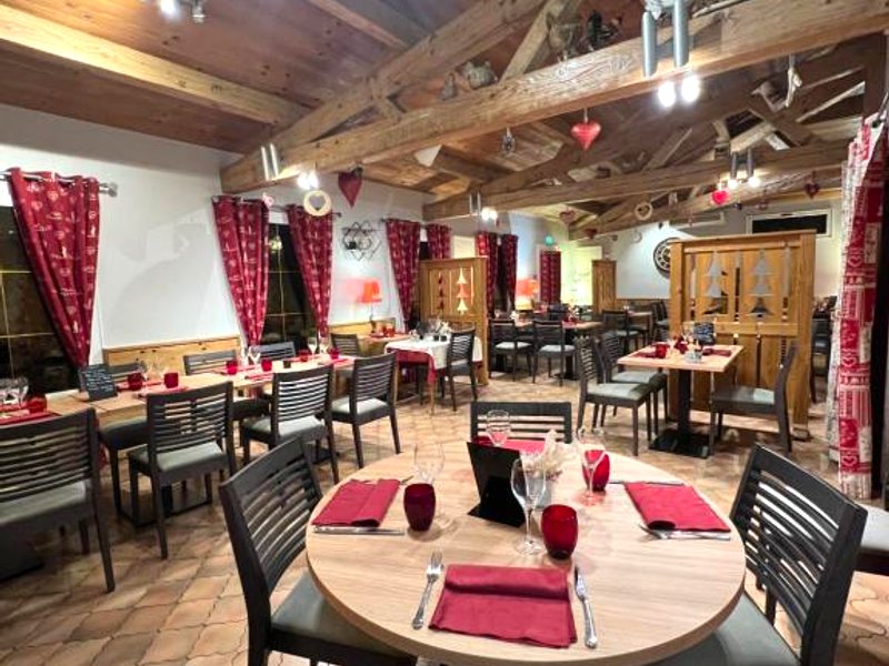 Logis Hotel & Restaurant Les Perce-Neigeの写真