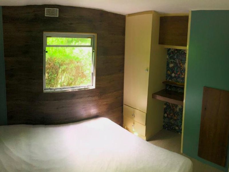 Mobile home dans camping natureの写真