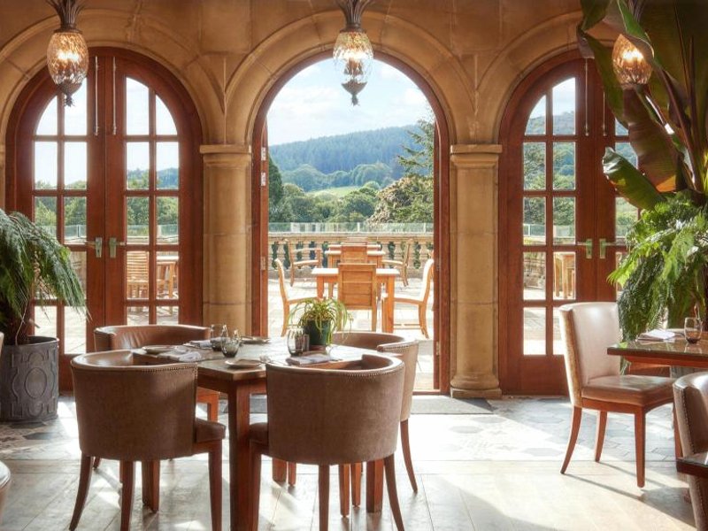 ボヴェイ キャッスル ホテル (Bovey Castle Hotel)の写真
