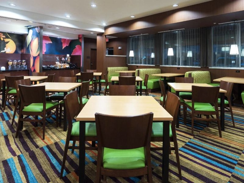 フェアフィールド イン&スイーツ フォート ストックトン (Fairfield Inn & Suites Fort Stockton)の写真