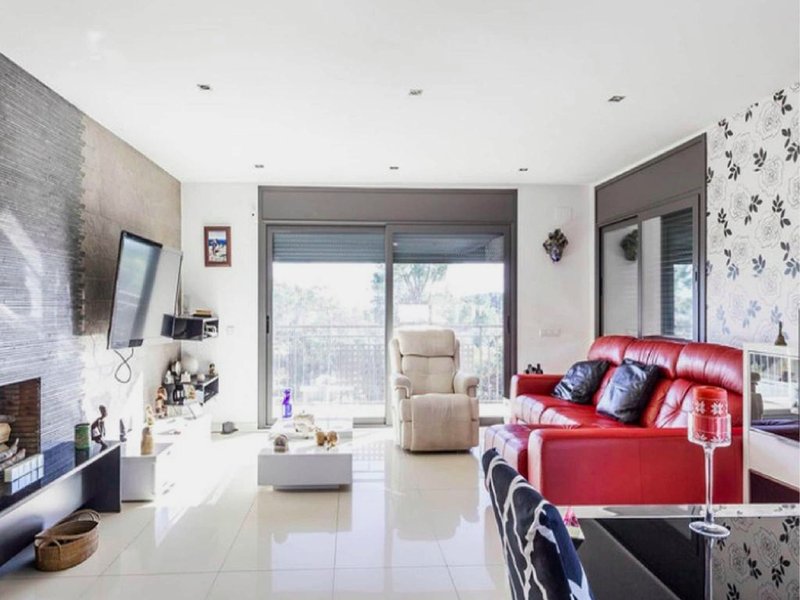 Villa in Castellar del Riu with Pool  Pyreneesの写真