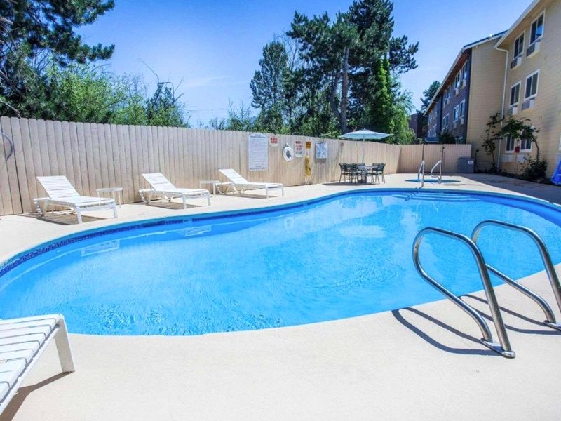クオリティ イン カークランド (Quality Inn Kirkland)の写真
