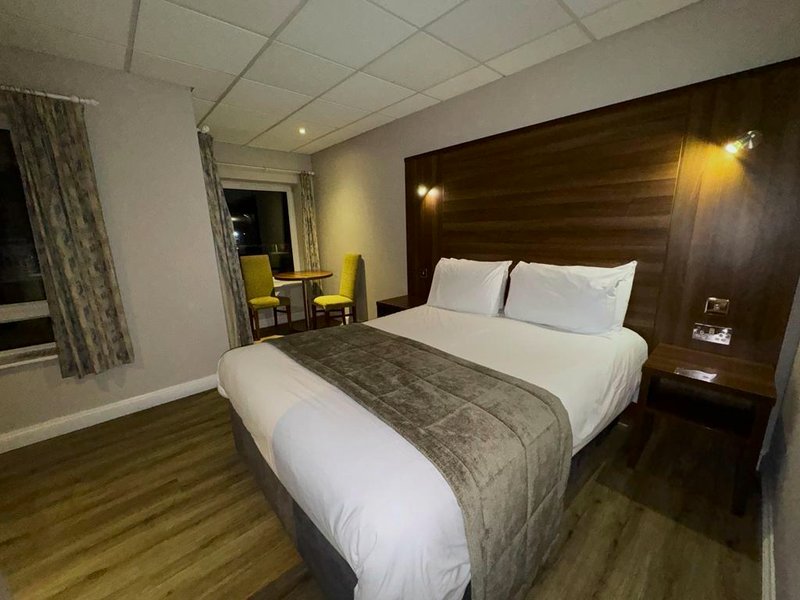 Oliver Cromwell Hotelの写真