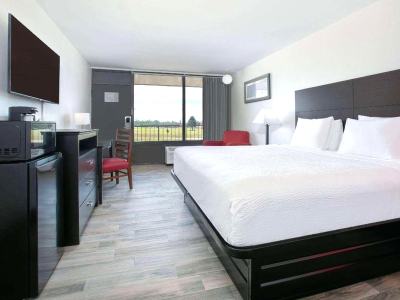 ラマダ バイ ウィンダム ダイヤモンドヘッド I-10/ガルフポート (Ramada by Wyndham Diamondhead I-10/Gulfport)の写真