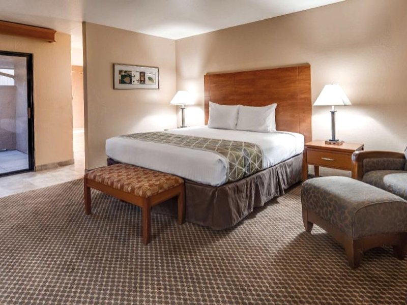 ベストウェスタン コットンウッド イン (Best Western Cottonwood Inn)の写真