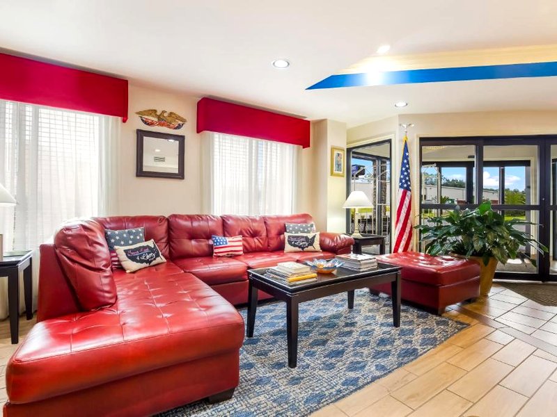 Hometown Inn Thomasvilleの写真