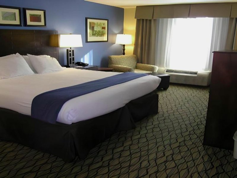 Holiday Inn Express & Suites Belle Vernon By IHGの写真