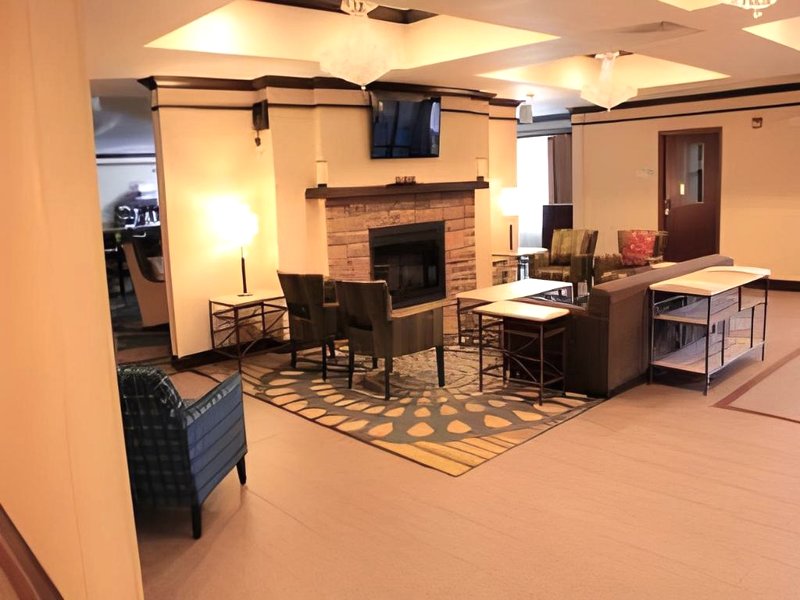 Holiday Inn Express & Suites Belle Vernon By IHGの写真