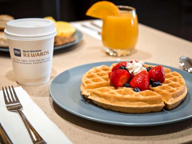 ベスト ウェスタン ポウェイ サンディエゴ ホテル (Best Western Poway San Diego Hotel)の写真