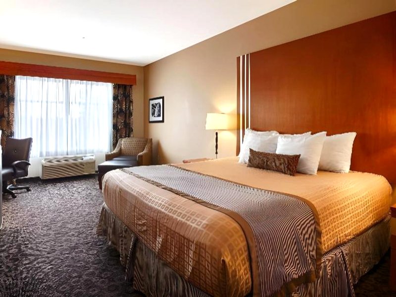 Best Western Plus Rose City Conference Center Innの写真