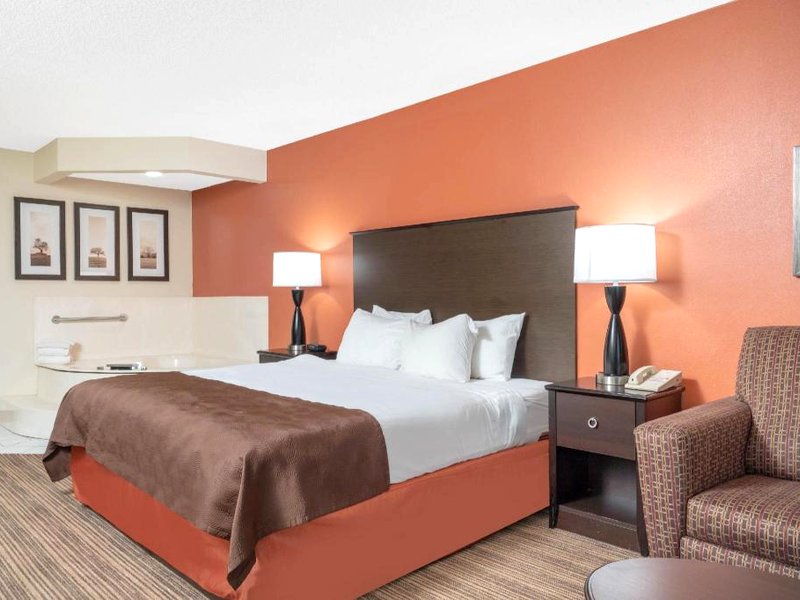 Aspen Hotel  Rogers- formerly Americinn by Wyndhamの写真