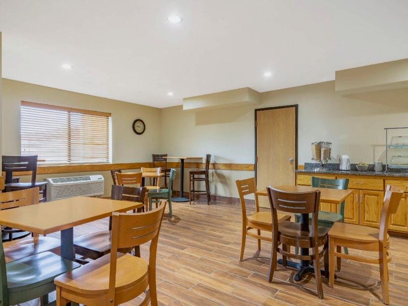 Aspen Hotel  Rogers- formerly Americinn by Wyndhamの写真