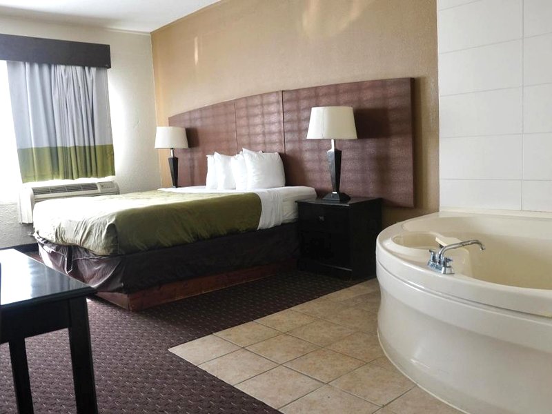 American Inn & Suitesの写真