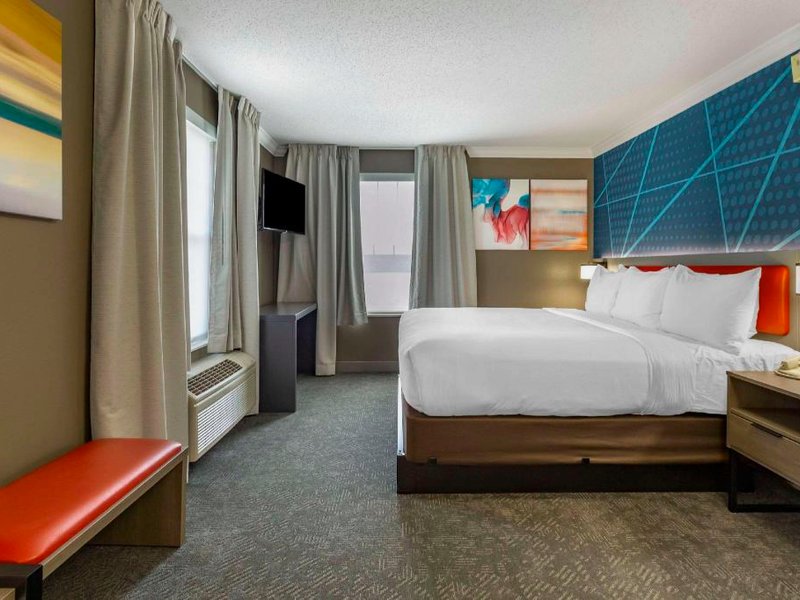 コンフォート イン & スイーツ (Comfort Inn & Suites)の写真