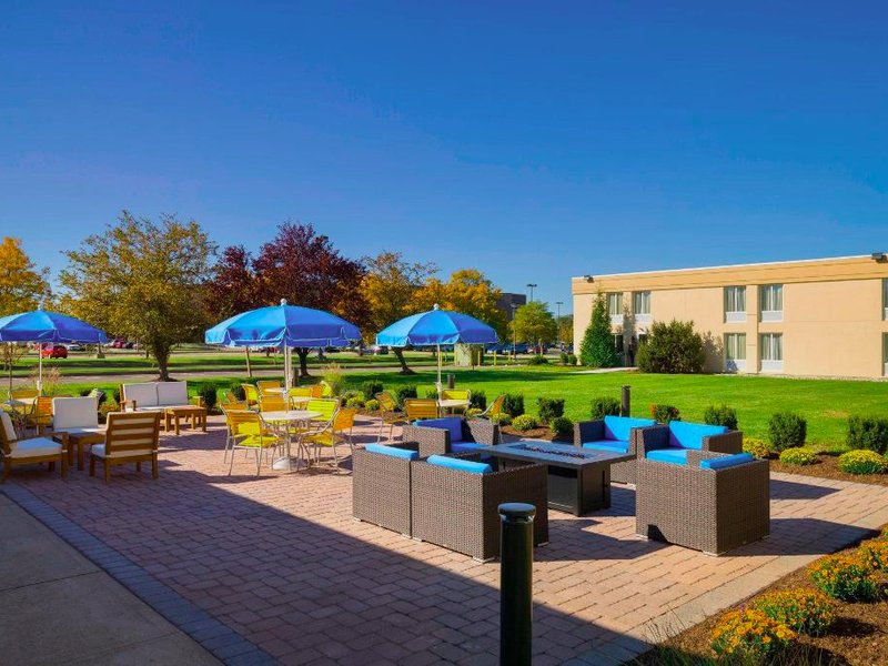 フェアフィールド イン&スイーツ パラマス (Fairfield Inn & Suites Paramus)の写真