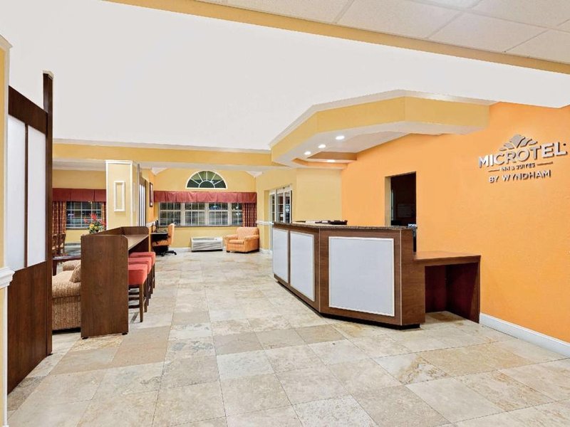 マイクロテル イン&スイーツ バイ ウィンダム プリンストン (Microtel Inn & Suites by Wyndham Princeton)の写真
