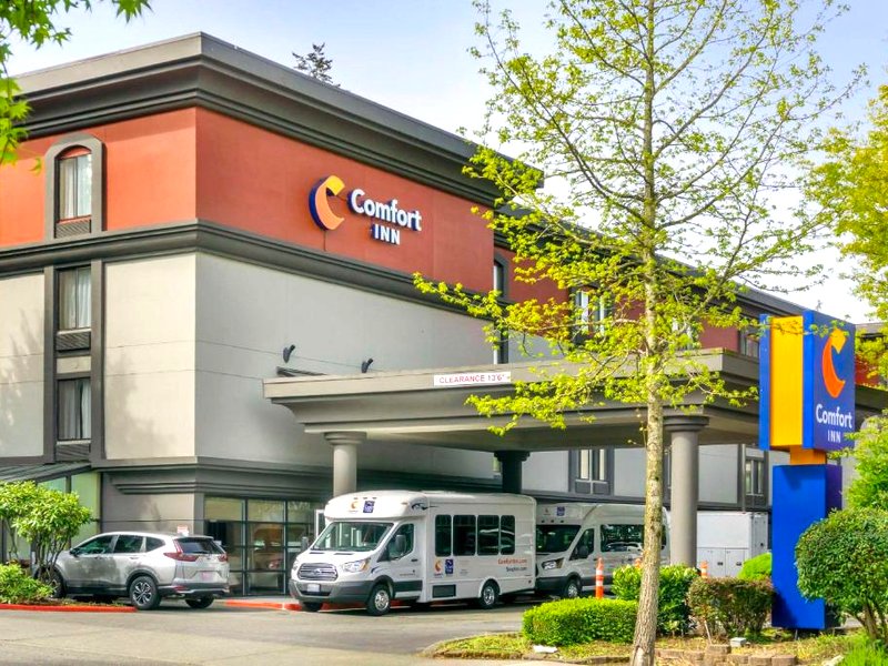 コンフォート イン & スイーツ シータック エアポート (Comfort Inn & Suites Sea-Tac Airport)の写真