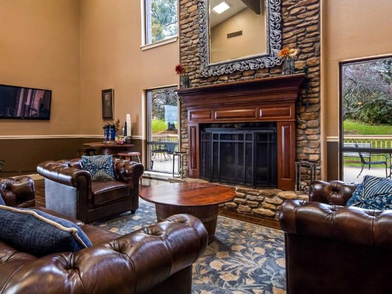 ベストウェスタン シェルビービル ロッジ (Best Western Shelbyville Lodge)の写真