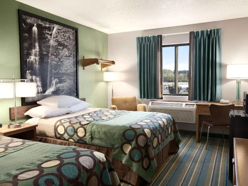 スーパー 8 バイ ウインダム ベイツビル (Super 8 By Wyndham Batesville)の写真