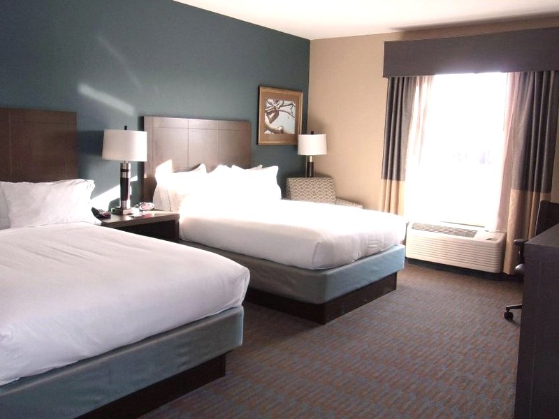 Holiday Inn Express Hotel & Suites Goldsboro - Base Area By IHGの写真